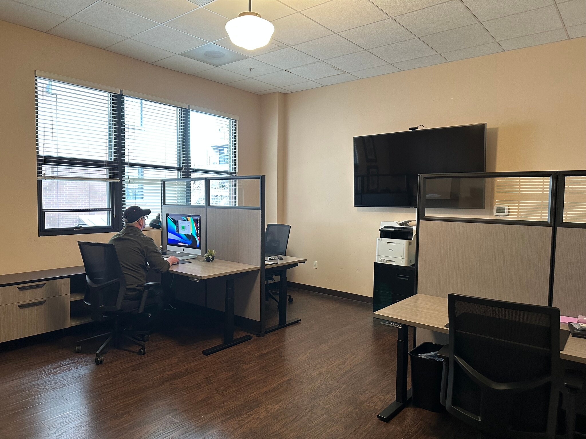 920 NW Bond St, Bend, OR à louer Photo intérieure- Image 1 de 3