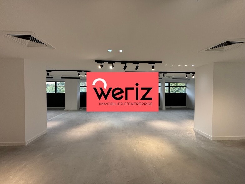 Office in Marseille for lease - Building Photo - Image 3 of 9