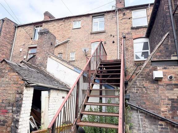 10 Moorland Rd, Stoke On Trent for sale - Building Photo - Image 1 of 7
