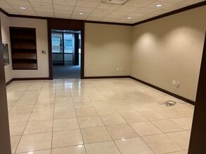 120 Albany St, New Brunswick, NJ à louer Photo intérieure- Image 1 de 6