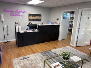 44 S Highway 81, Duncan, OK for lease Interior Photo- Image 2 of 9