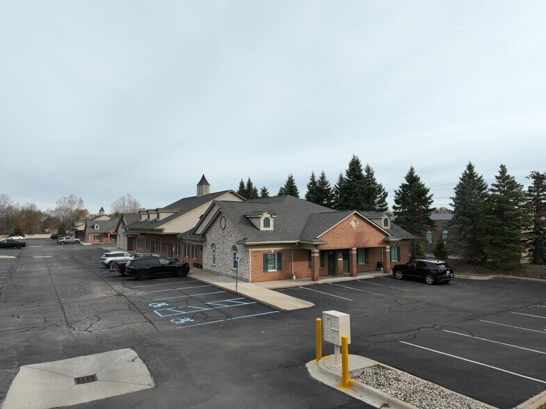 43150-43154 Dequindre Rd, Sterling Hts, Sterling Heights, MI à vendre - Photo du bâtiment - Image 1 de 4