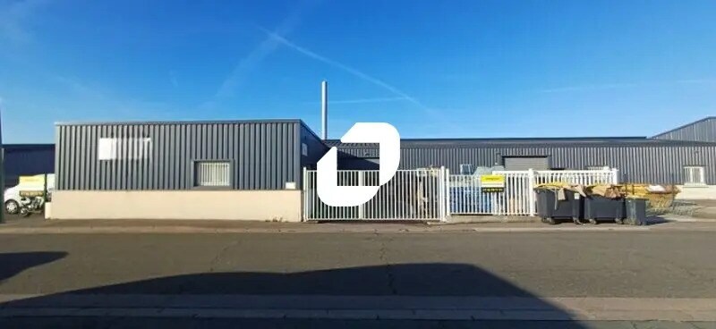 Bureau dans Gargenville à louer Photo du bâtiment- Image 1 de 14