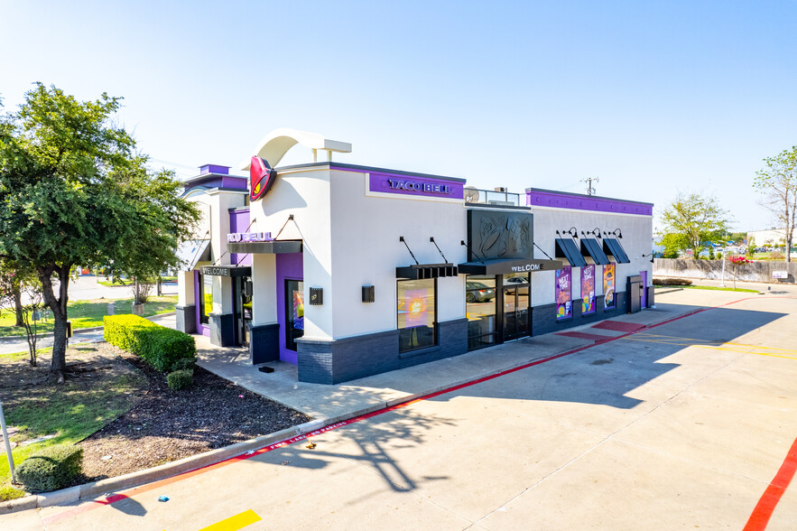 Taco Bell, Dallas, TX à vendre - Photo du bâtiment - Image 1 de 1