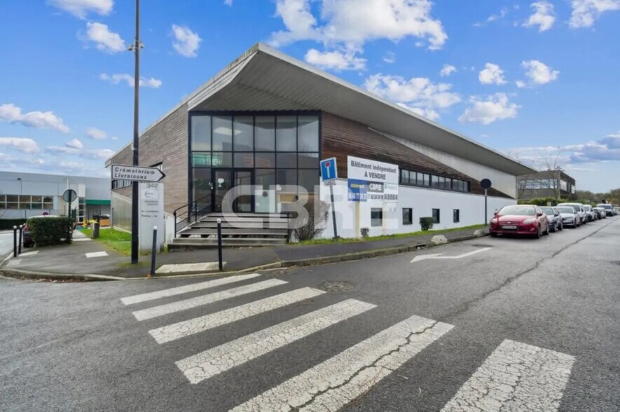 Local d'activités dans Champigny-sur-Marne à vendre - Photo du bâtiment - Image 3 de 15