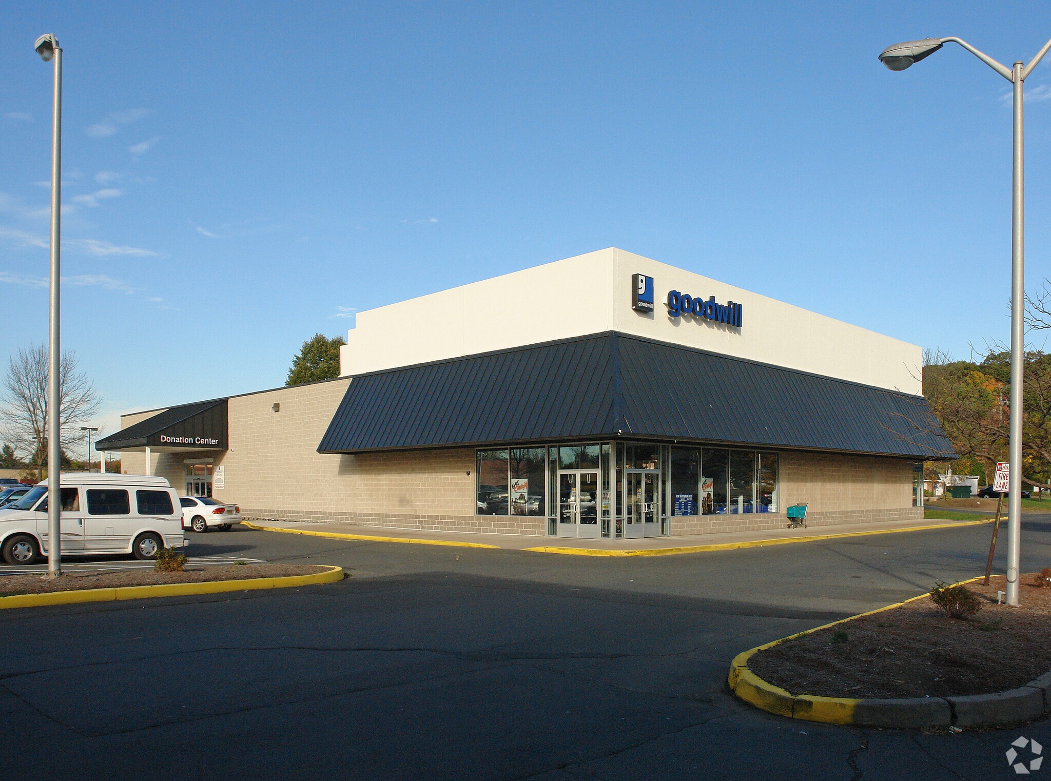 350 Queen St, Southington, CT for lease Primary Photo- Image 1 of 5