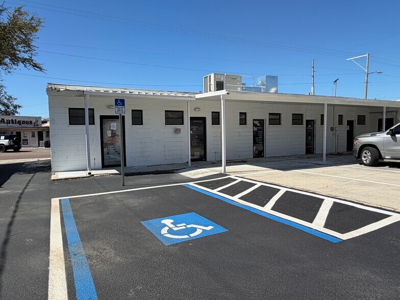 3418 W Swann Ave, Tampa, FL à louer - Photo du bâtiment - Image 2 de 19