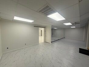 11233 Crown Park Dr, Houston, TX à louer Photo intérieure- Image 2 de 10