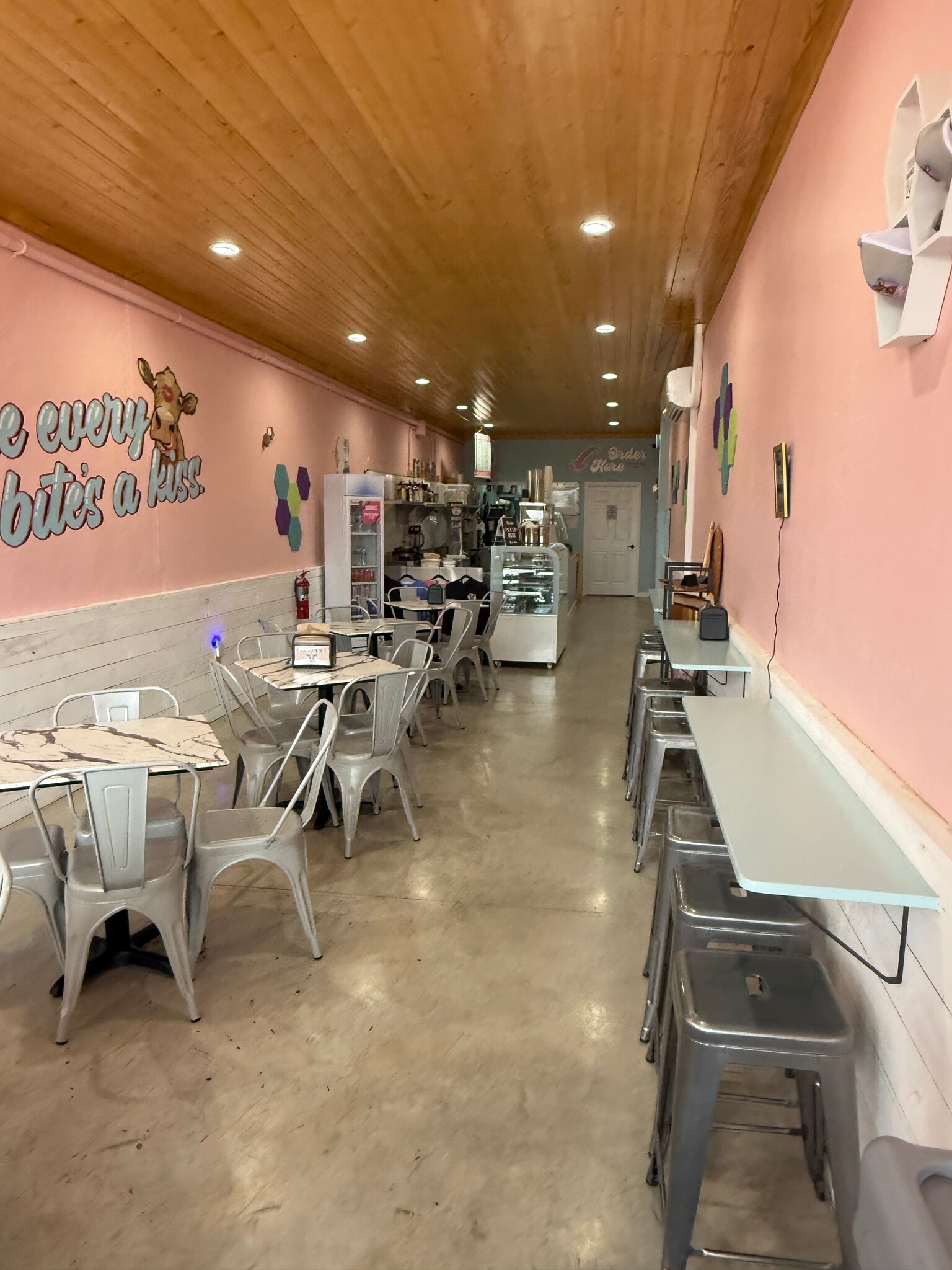 216-222 E Main, Yadkinville, NC for lease Primary Photo- Image 1 of 12