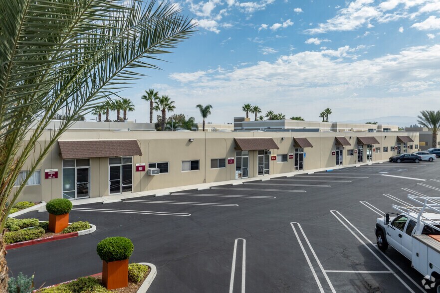 1408-1414 S Ritchey St, Santa Ana, CA for lease - Building Photo - Image 3 of 6