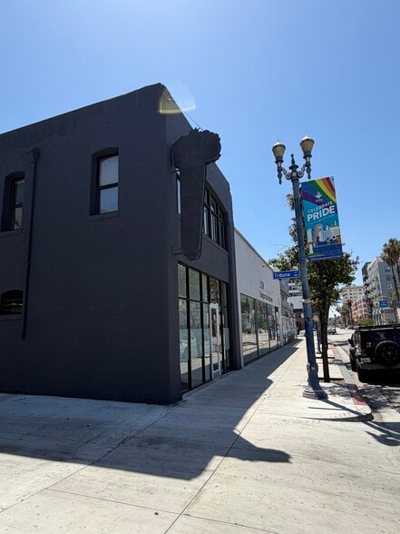 120 E 3rd St, Long Beach, CA for sale - Building Photo - Image 2 of 12