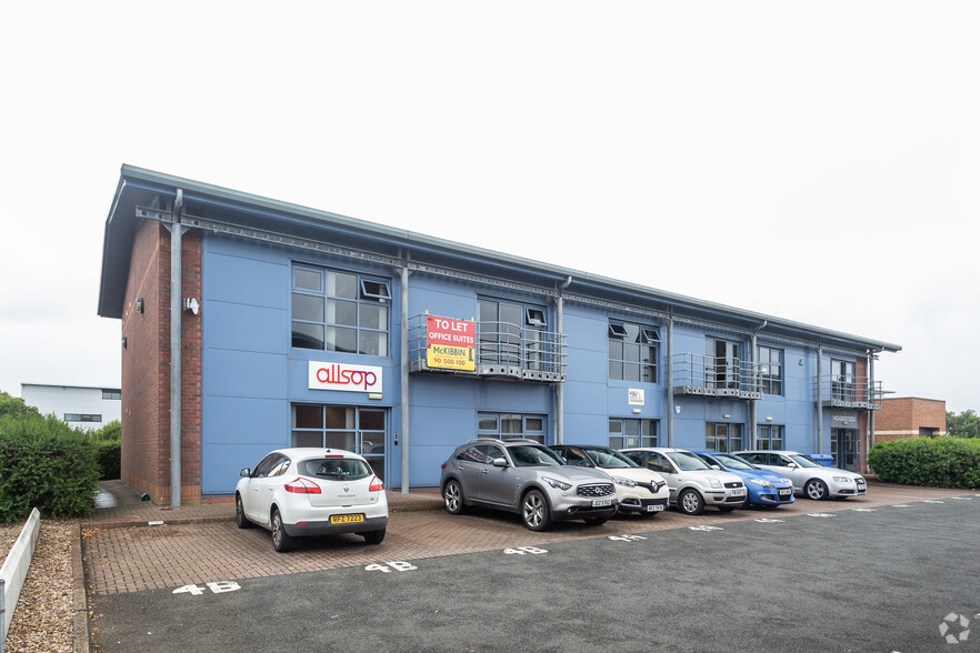 4A-4C Heron Rd, Belfast for sale - Primary Photo - Image 1 of 1