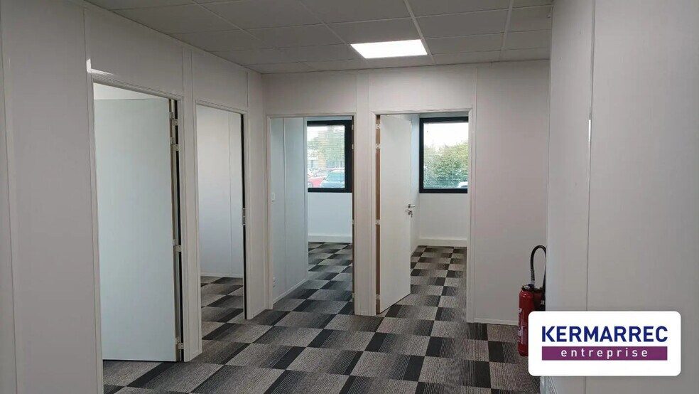 Bureau dans Rezé à louer - Photo du bâtiment - Image 2 de 10
