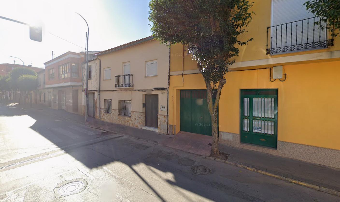 Industrial in Quintanar de la Orden, Toledo for sale Primary Photo- Image 1 of 2