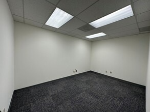 640 International Pkwy, Richardson, TX for lease Interior Photo- Image 2 of 3