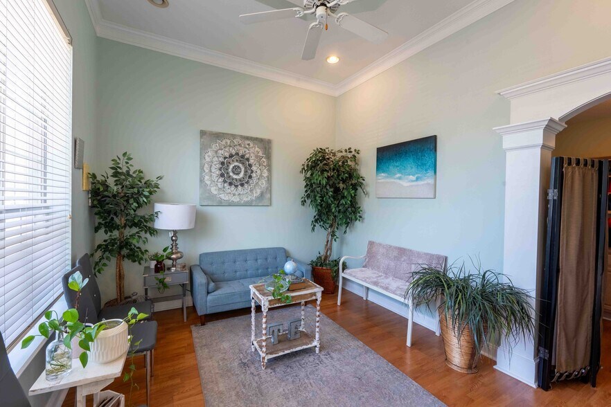 13500 Sutton Park Dr S, Jacksonville, FL à louer - Photo du bâtiment - Image 3 de 8