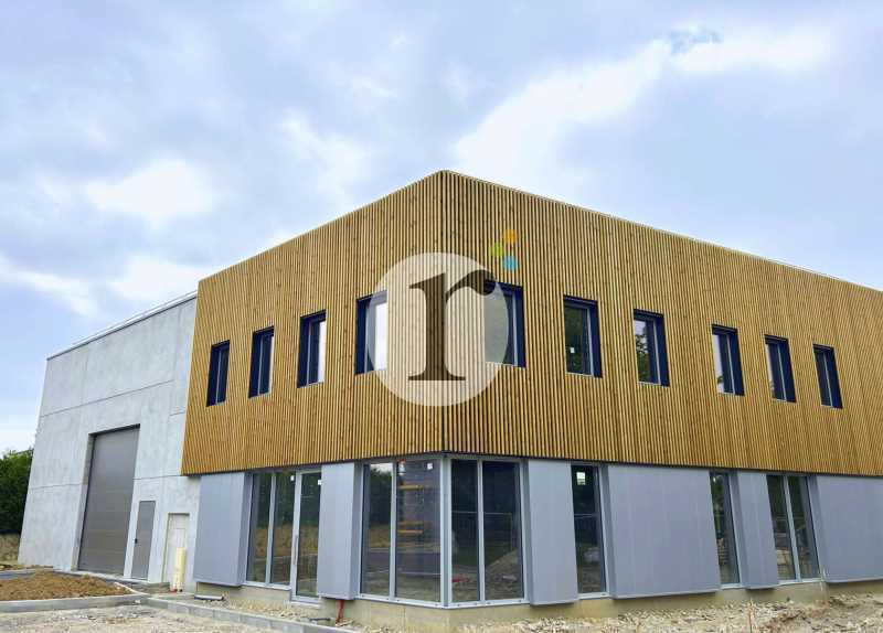 Flex in Seclin for lease - Building Photo - Image 2 of 8