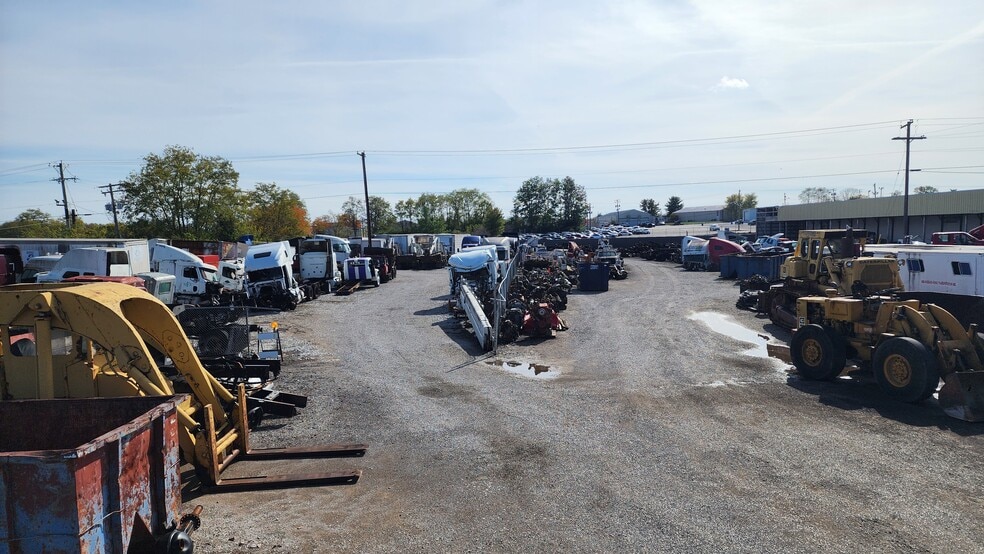 284 Blue Sky Pky, Lexington, KY for sale - Building Photo - Image 3 of 9