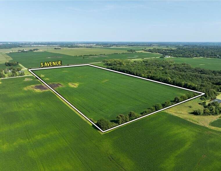 30947 S Ave, Adel, IA à vendre - Aérien - Image 2 de 5