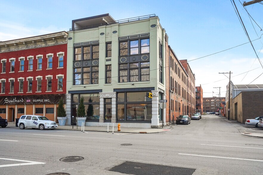 232 N 3rd St, Columbus, OH à louer - Photo du bâtiment - Image 2 de 11