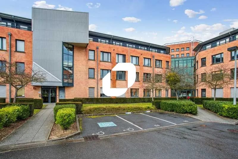 Office in Évry-Courcouronnes for sale Building Photo- Image 1 of 15