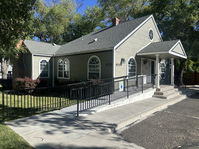 425 E Long St, Carson City, NV for lease - Building Photo - Image 1 of 7