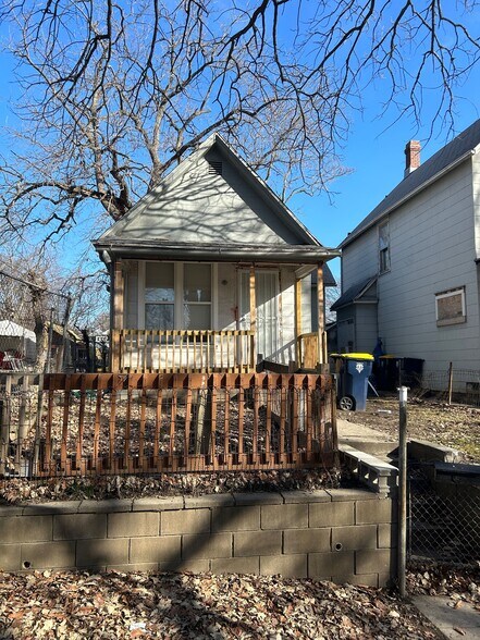 3216 Roberts St, Kansas City, MO à vendre - Photo principale - Image 1 de 1