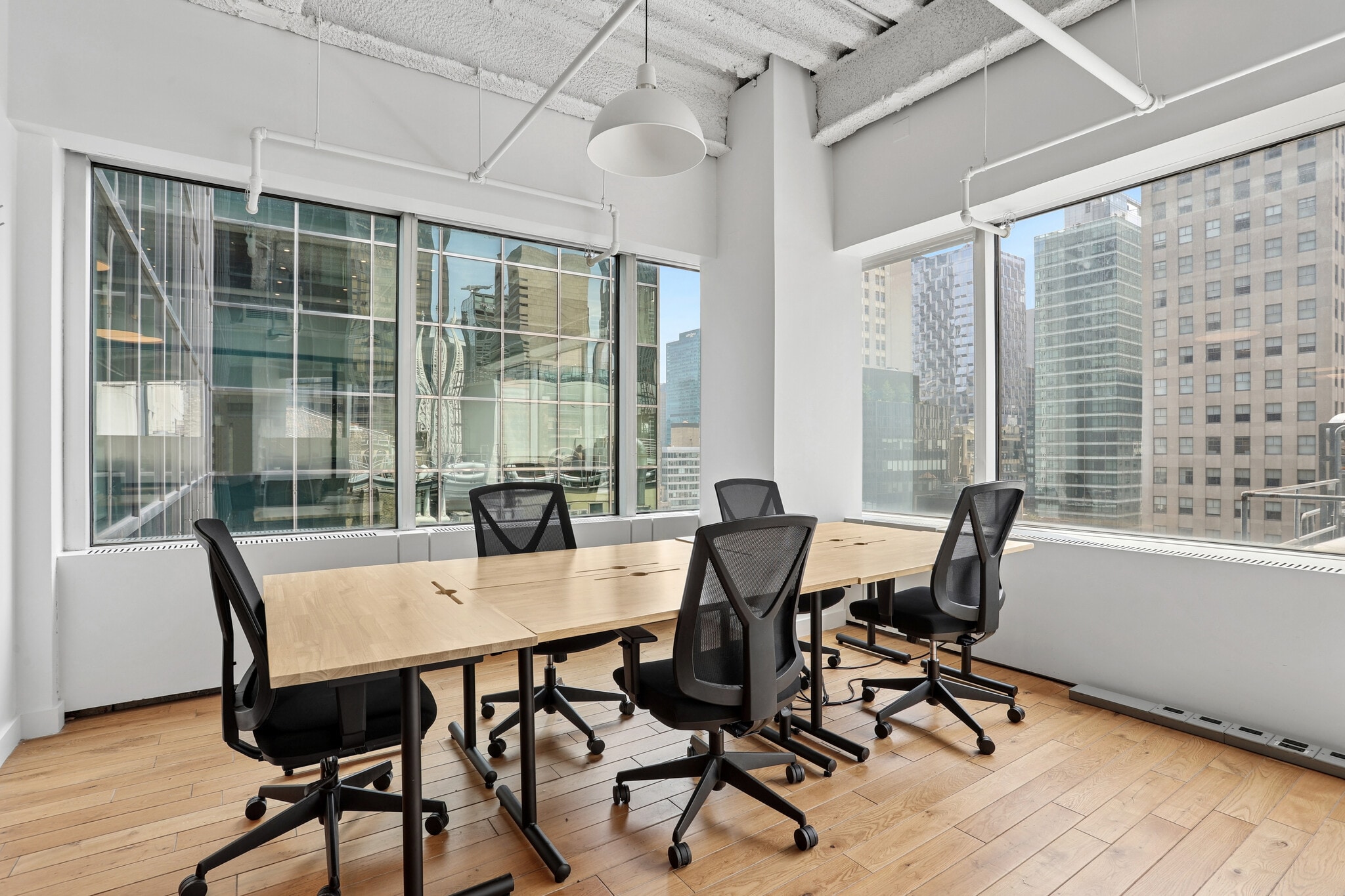 12 E 49th St, New York, NY for lease Interior Photo- Image 1 of 5