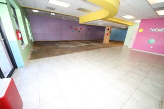 1496 Reisterstown Rd, Pikesville, MD for lease Interior Photo- Image 2 of 16