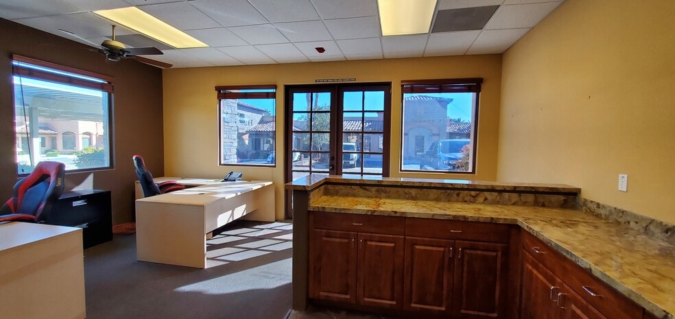 71780 San Jacinto Dr, Rancho Mirage, CA for lease - Interior Photo - Image 1 of 16