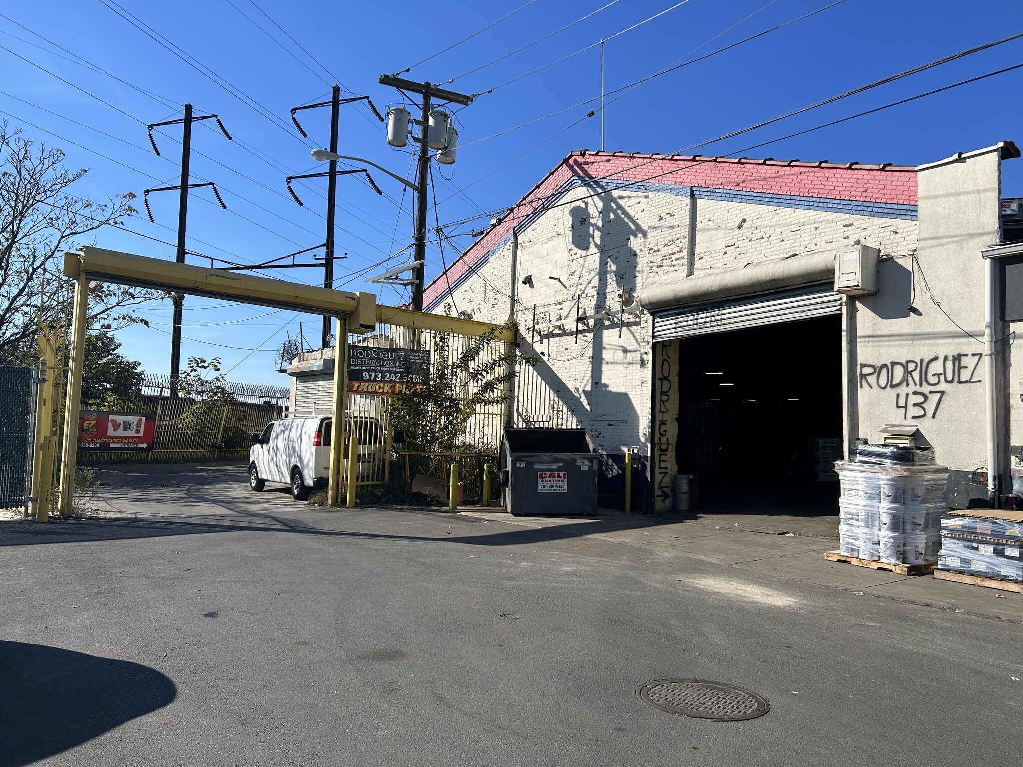 437-441 Adams St, Newark, NJ for lease Building Photo- Image 1 of 8