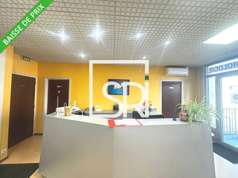 Office in Clermont-Ferrand for sale - Building Photo - Image 1 of 13