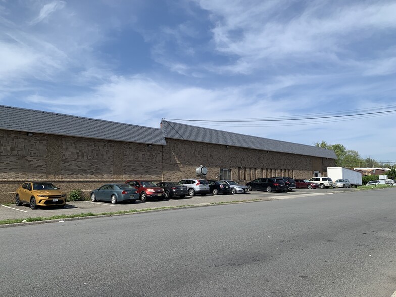 475 Bloy St, Hillside, NJ for lease - Building Photo - Image 1 of 5