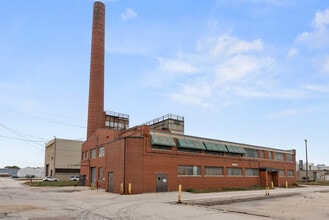 4700B W Mitchell St, Milwaukee, WI for lease Building Photo- Image 2 of 4