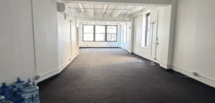 28 W 36th St, New York, NY for lease Interior Photo- Image 2 of 5