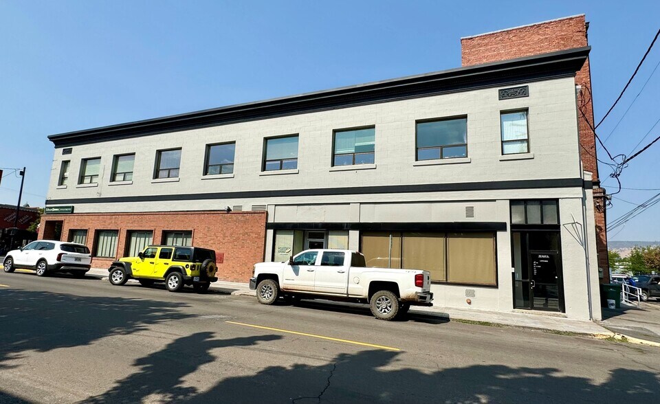 700 Main St, Klamath Falls, OR à vendre - Photo du bâtiment - Image 2 de 6