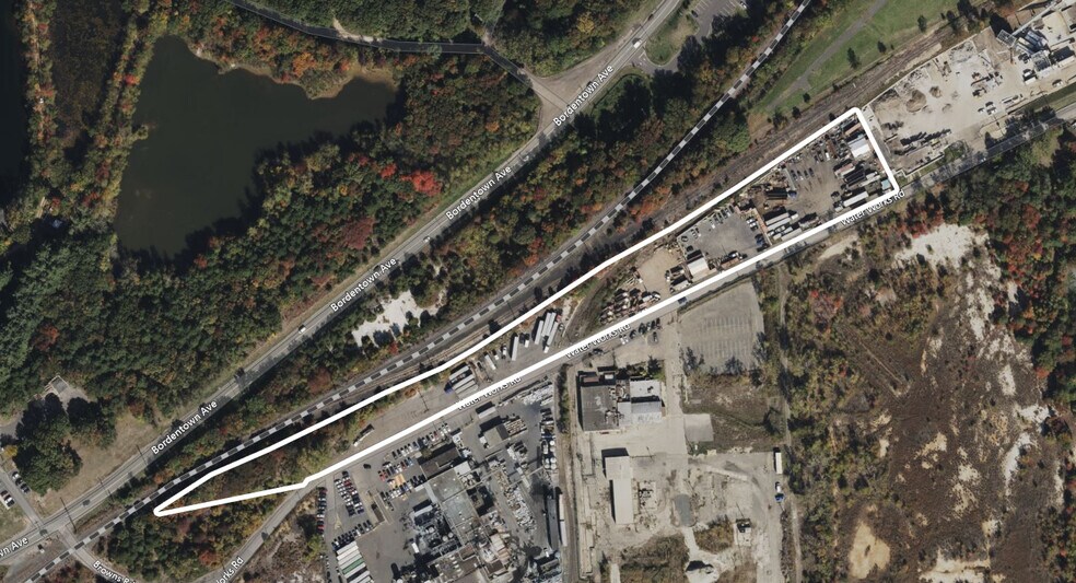 555 Water Works Rd, Old Bridge, NJ à louer - Photo du bâtiment - Image 1 de 1