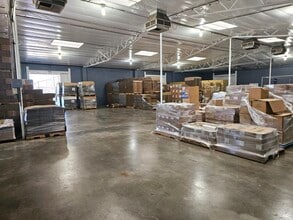 11944 Valerio St, North Hollywood, CA à louer Photo intérieure- Image 1 de 3