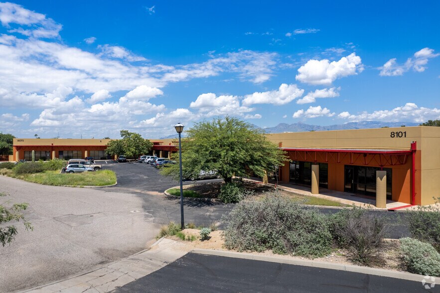 8075-8101 E Research Ct, Tucson, AZ for lease - Primary Photo - Image 1 of 15