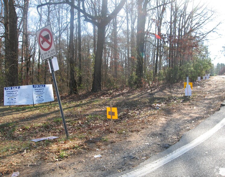 Browns Mill Rd, Lithonia, GA for sale - Primary Photo - Image 1 of 1