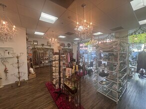 223-231 S Beverly Dr, Beverly Hills, CA à louer Photo intérieure- Image 2 de 5