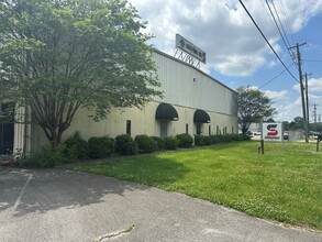 4130 S Creek Rd, Chattanooga, TN for lease Building Photo- Image 1 of 3