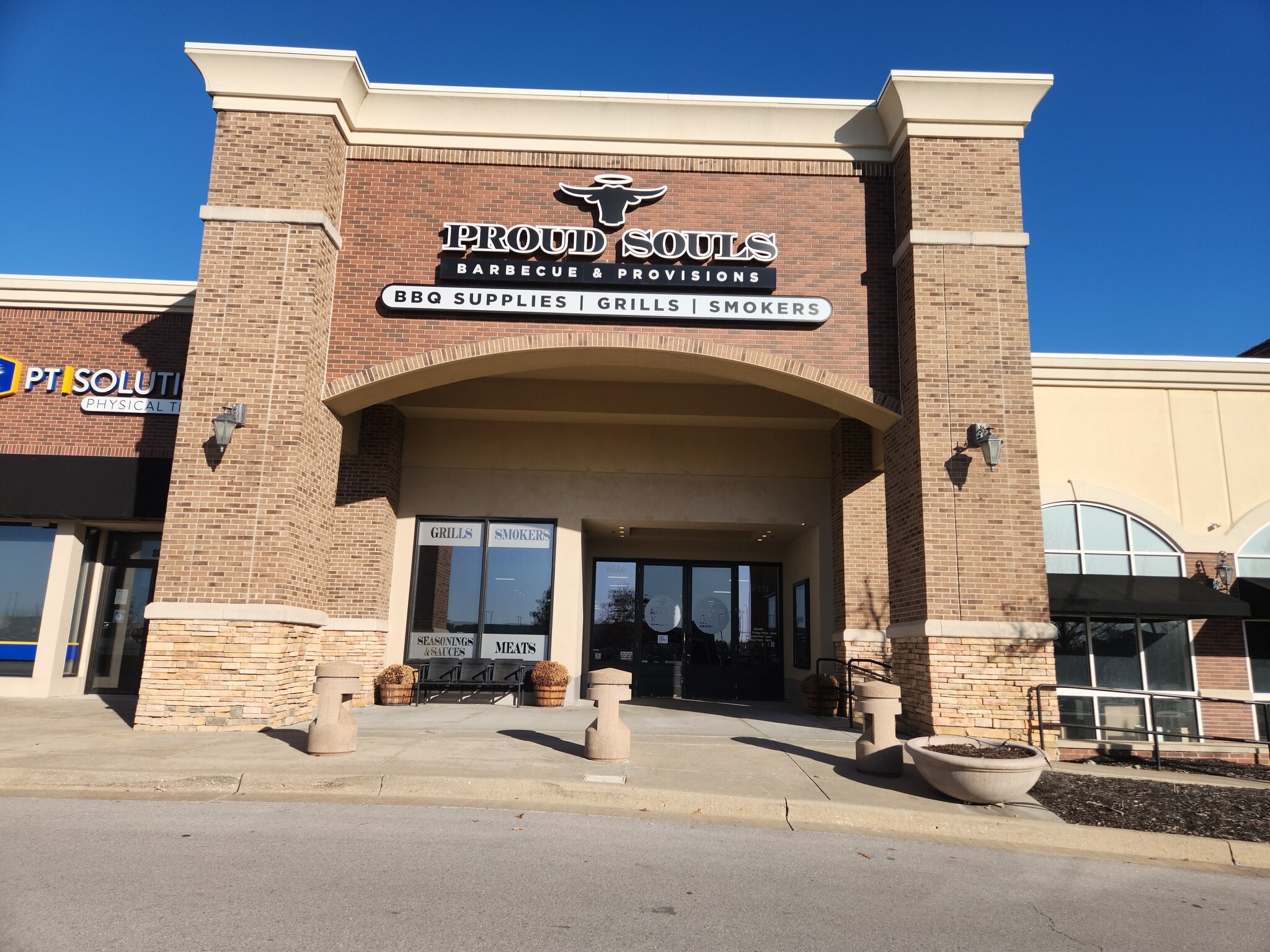 8600-8660 N Boardwalk Ave, Kansas City, MO à louer Photo intérieure- Image 1 de 3