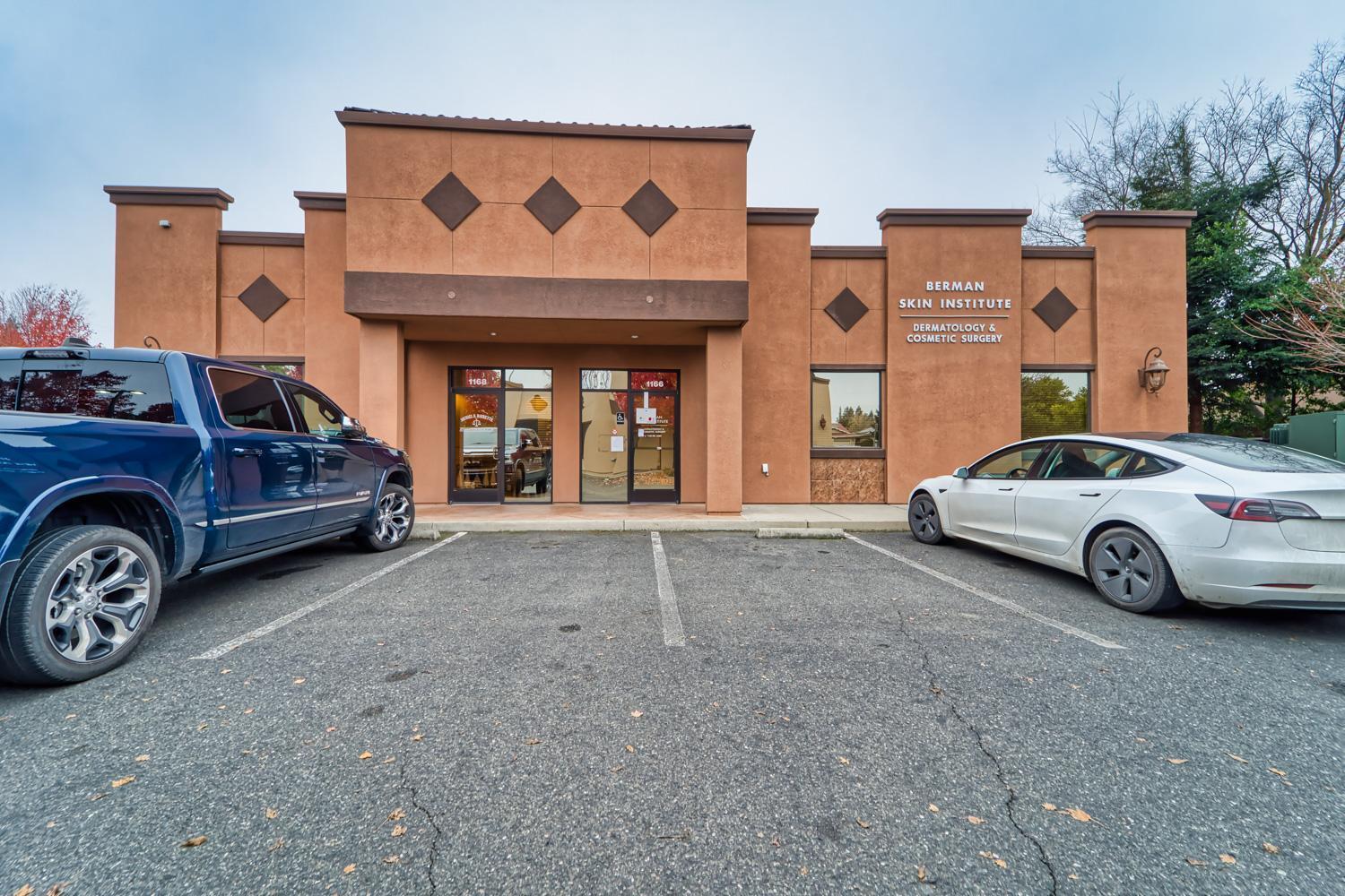 1166 Live Oak Blvd, Yuba City, CA for lease Primary Photo- Image 1 of 24