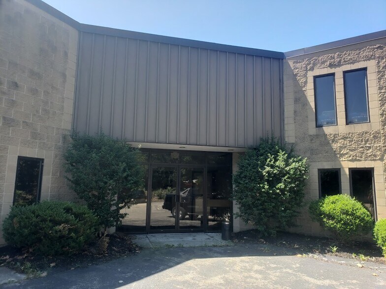168 Ayer Rd, Littleton, MA à louer - Photo du bâtiment - Image 2 de 29