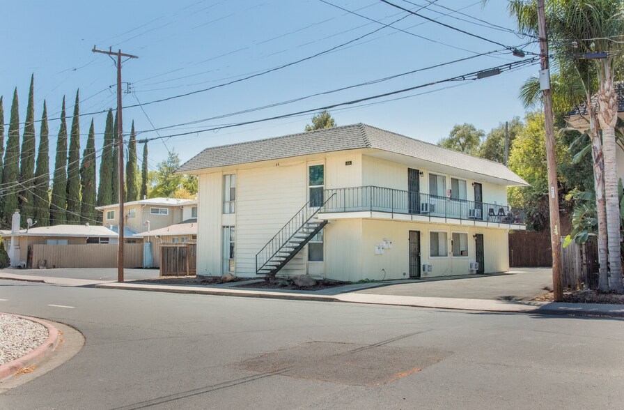 22 S Lake Dr, Antioch, CA à vendre - Photo du bâtiment - Image 3 de 20