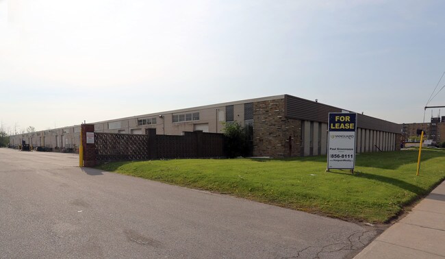 More details for 2424 Finch Av W, Toronto, ON - Industrial for Lease