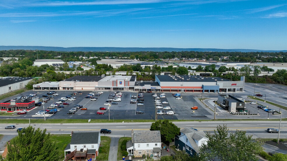 3433-3445 Simpson Ferry Rd, Camp Hill, PA for sale - Building Photo - Image 2 of 12