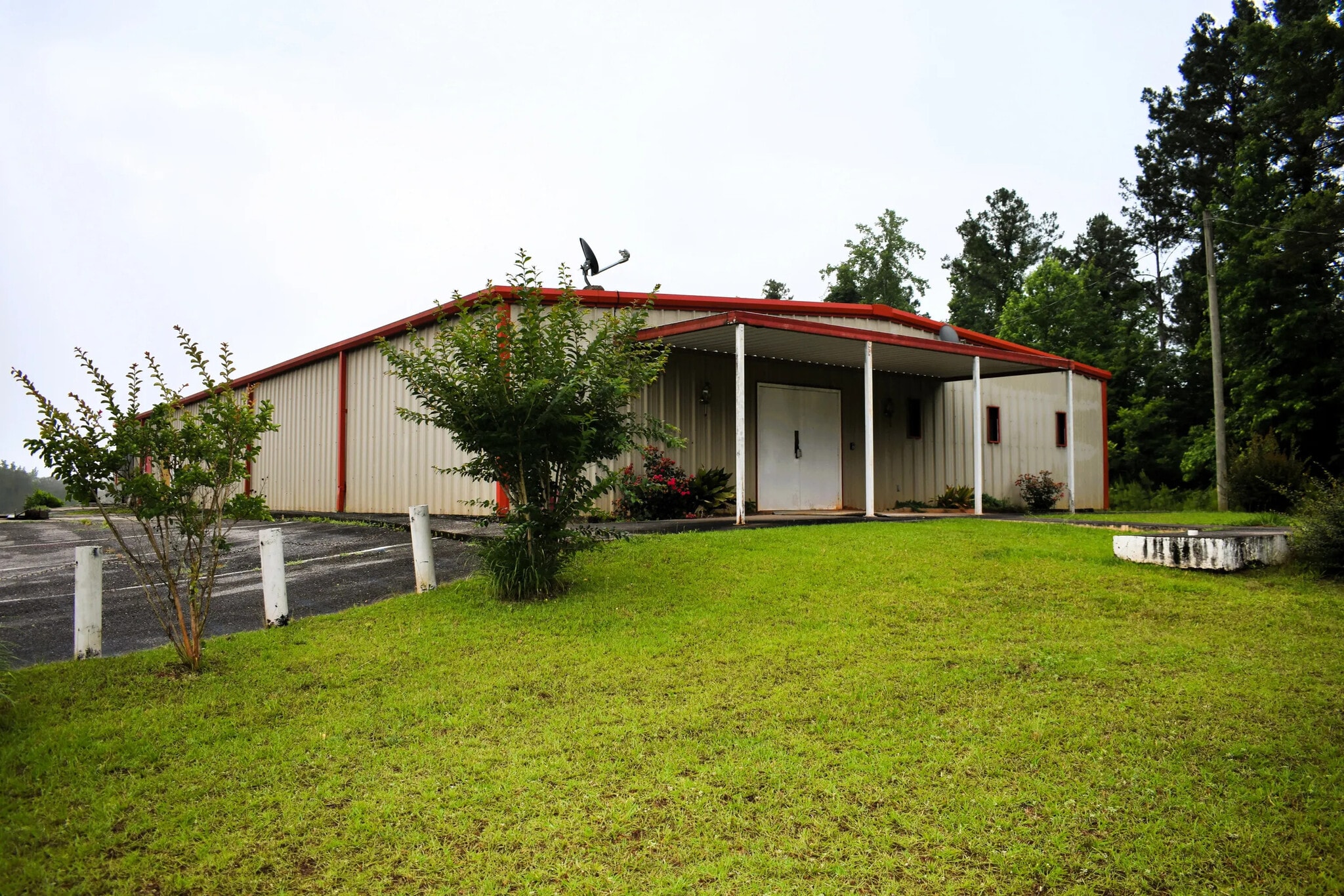 1735 Coven Abbett Hwy, Alexander City, AL for sale Primary Photo- Image 1 of 11