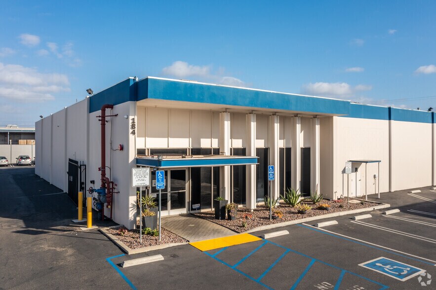 184 E Liberty Ave, Anaheim, CA for lease - Primary Photo - Image 1 of 10
